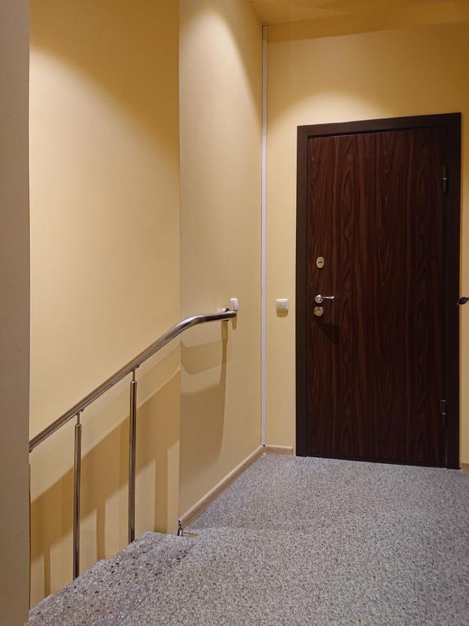 Riga City Center Quiet Apartment With Free Private Parking Luaran gambar